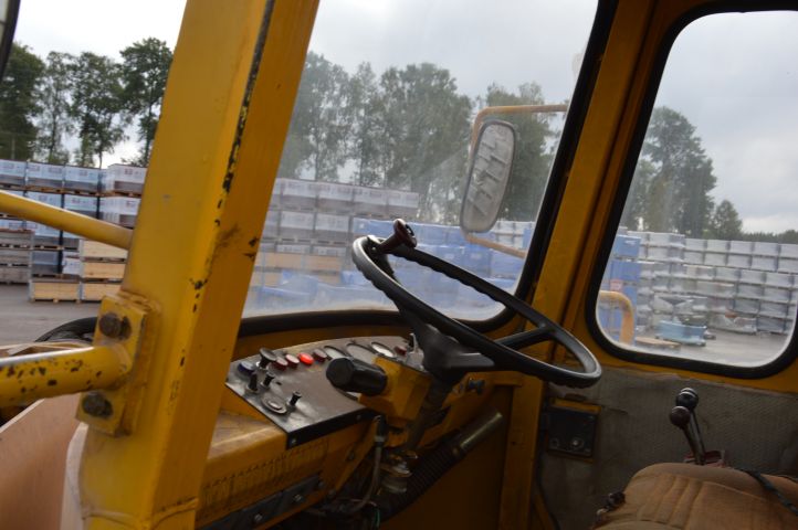 597804-23 Wheel loader Volvo BM LM 1240 -79