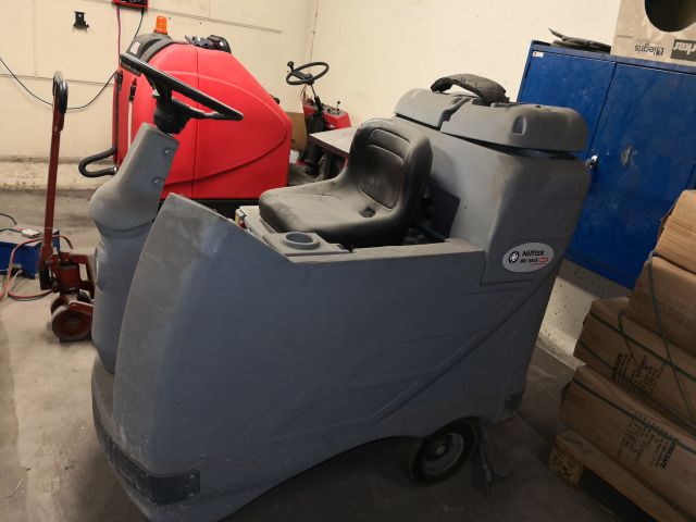 597806-2 Cleaning machine Nilfisk BR 850 CS