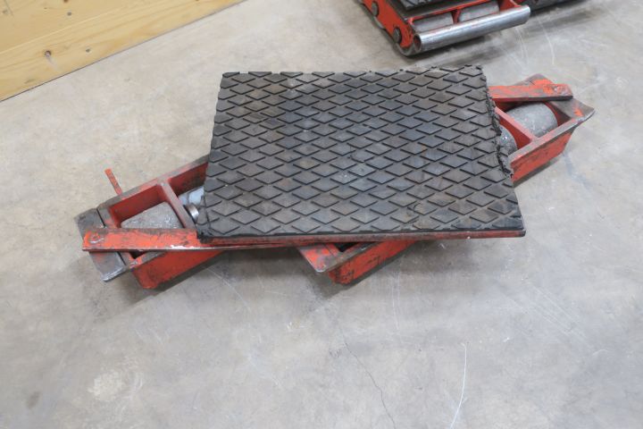 596892-2 Machine skates Lehaka