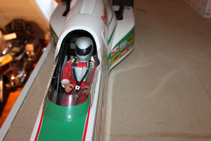 597837-8 Pacesetter Topfueler Dragster scale 1: 4 RC car