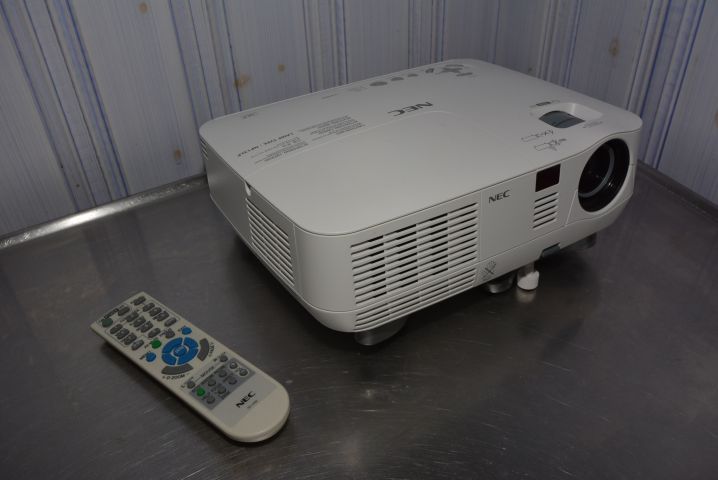 597535-1 Projector NEC V230X
