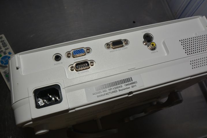 597535-7 Projector NEC V230X