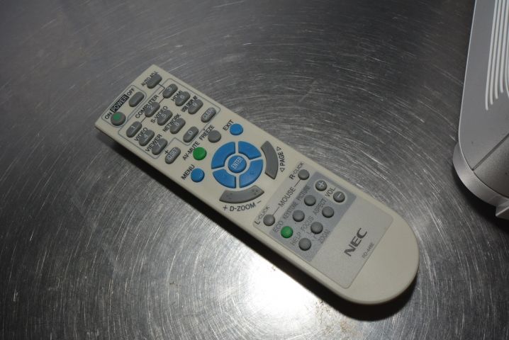 597535-6 Projector NEC V230X