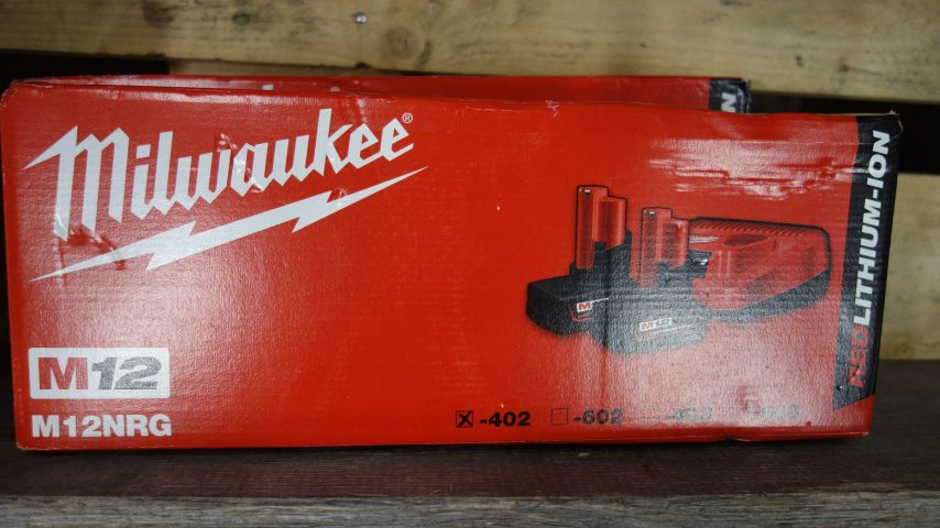 597650-2 Charging package Milwaukee M12 NRG-402