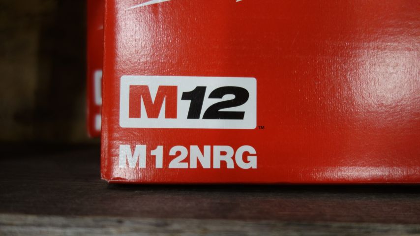 597650-3 Charging package Milwaukee M12 NRG-402