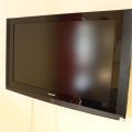 595811-2 TV Samsung 40 ", wall mounted, DVD player