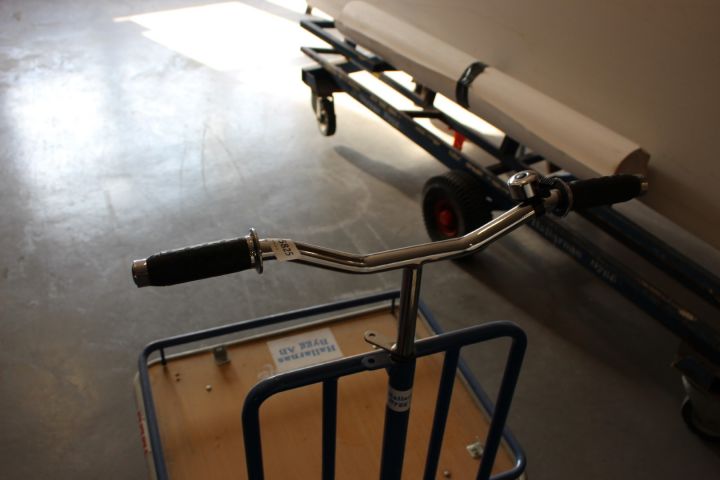 595825-5 Flak scooter, Gigant