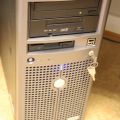 547646-3 Serverdator Dell PowerEdge 840 + 2st switchar och brandvägg