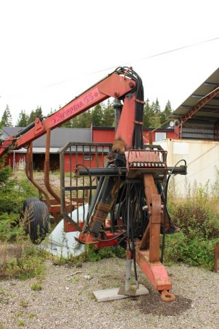 595673-7 Timmertrailer med kran Patruuna 55