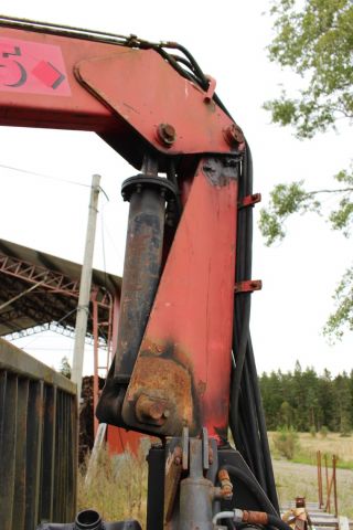 595673-17 Timmertrailer med kran Patruuna 55
