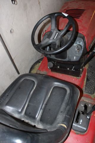 595694-3 Åkgräsklippare Jonsered LTH 15