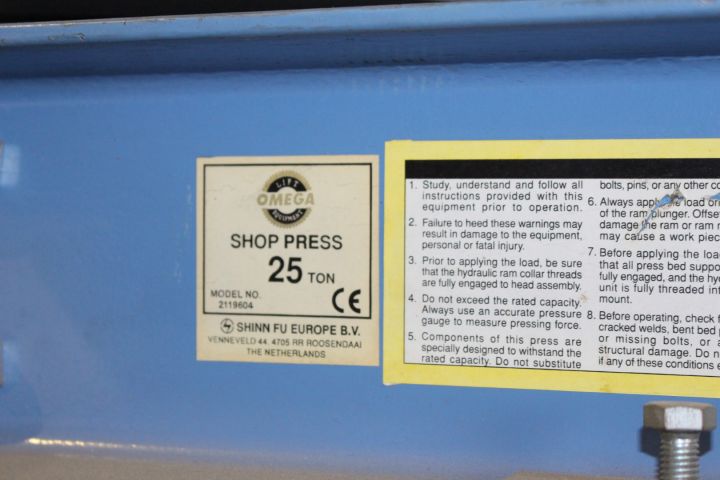 595715-2 Verkstadspress 25 ton, hydraulisk