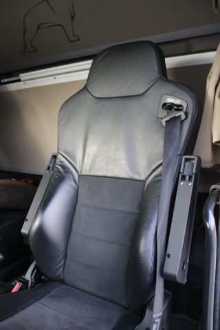 544622-22 Tractor unit MAN TGX 26,500 6x2 / 2 -17 (EURO6, approx. 20320 miles)