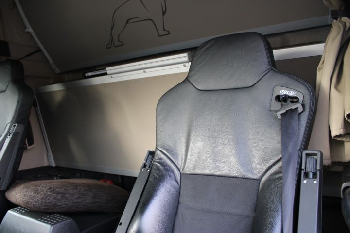 544622-24 Tractor unit MAN TGX 26,500 6x2 / 2 -17 (EURO6, approx. 20320 miles)