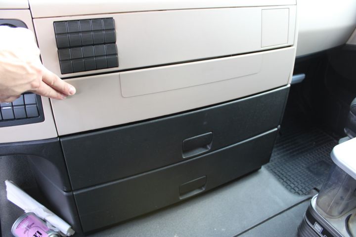 544622-33 Tractor unit MAN TGX 26,500 6x2 / 2 -17 (EURO6, approx. 20320 miles)