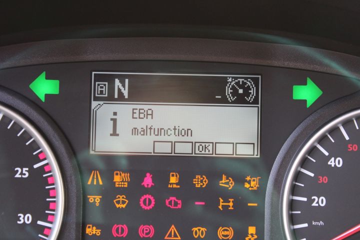 544622-43 Tractor unit MAN TGX 26,500 6x2 / 2 -17 (EURO6, approx. 20320 miles)