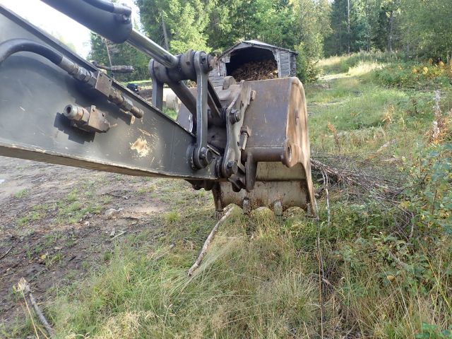 575752-6 Volvo EC160