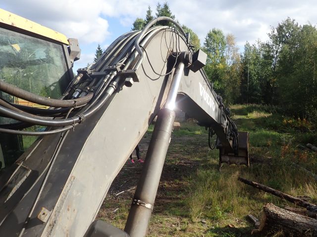 575752-31 Volvo EC160