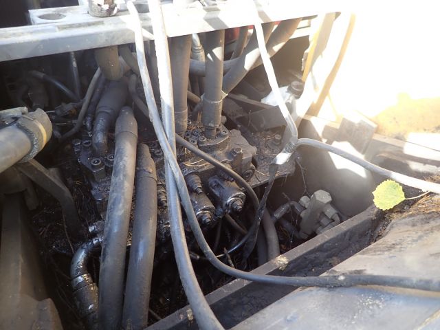 575752-32 Volvo EC160