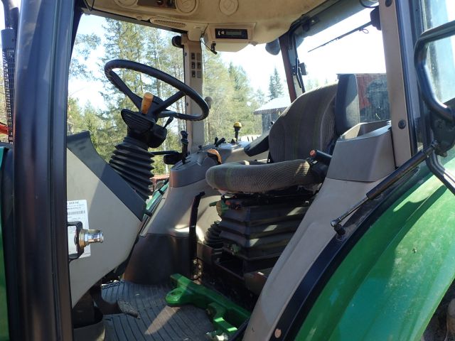 598193-21 John Deere 5080M with Trima loader +3.1 p -11 CYJ704