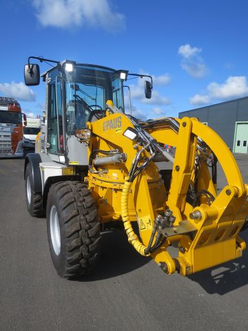 589329-3 Paus swing loader 10.7 -2019