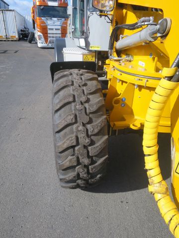 589329-9 Paus swing loader 10.7 -2019