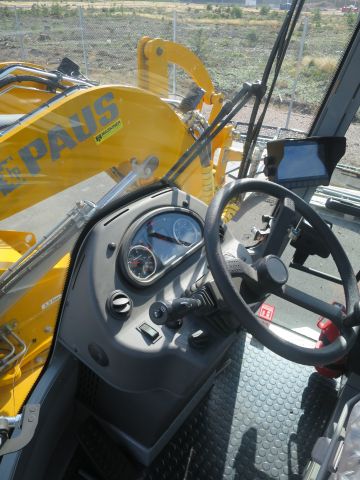 589329-29 Paus swing loader 10.7 -2019