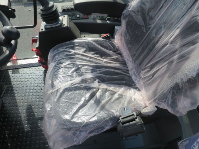 589329-33 Paus swing loader 10.7 -2019