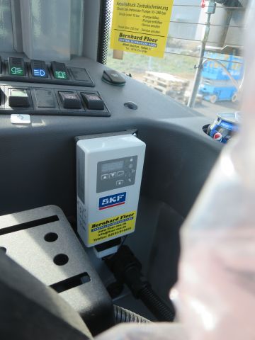 589329-36 Paus swing loader 10.7 -2019