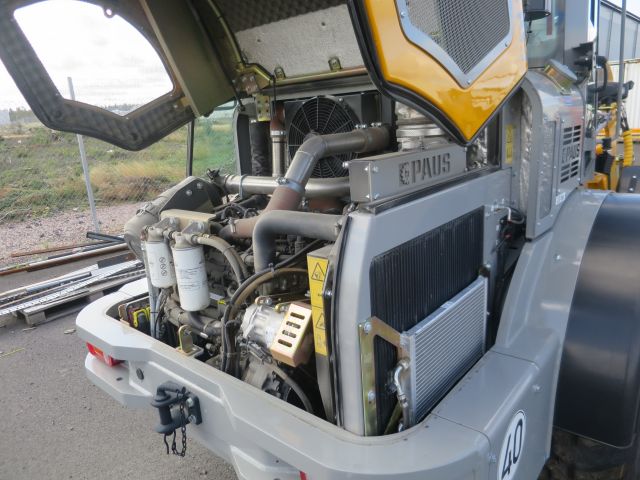 589329-46 Paus swing loader 10.7 -2019