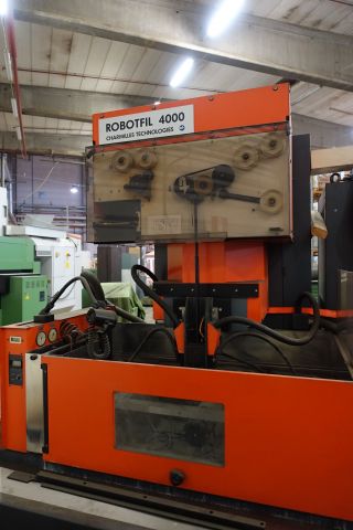 598737-2 Threaded robofile 4000