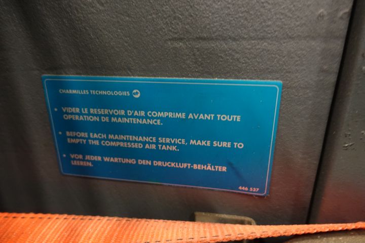 598737-5 Threaded robofile 4000