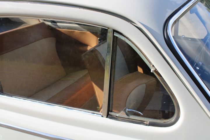 601283-35 Volvo PV 544A -60