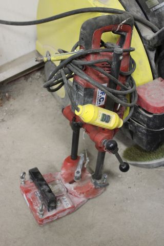 558438-2 Diamond drill with vacuum plate Hilti DD EC-1