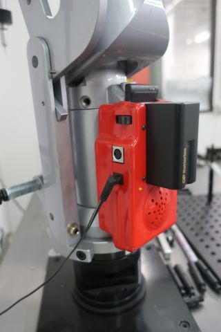 580896-29 Measuring arm on table, ROMER SIGMA 2018