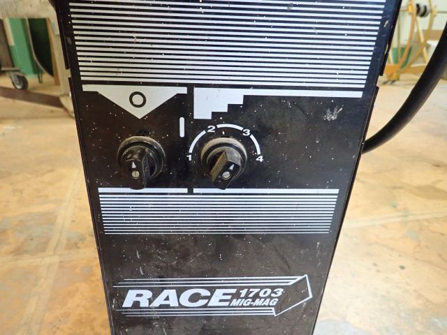 575767-6 Welding MIG-MAG Race 1703