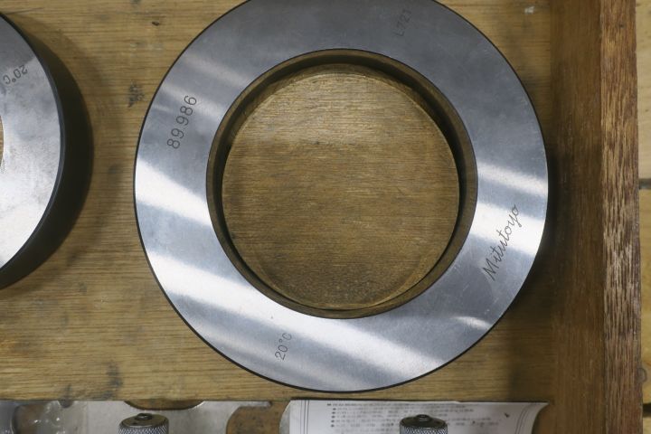 598037-4 3-point micrometer kit Mitutoyo 40-100 mm