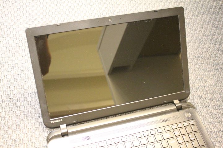 551069-5 Laptop Toshiba Satellite C50-B-14Z