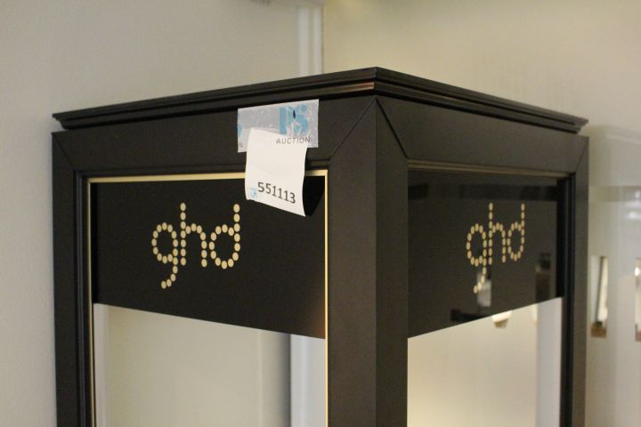 551113-3 Display cabinet GHD