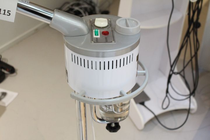 551115-3 Face Ion steam skin device 303B