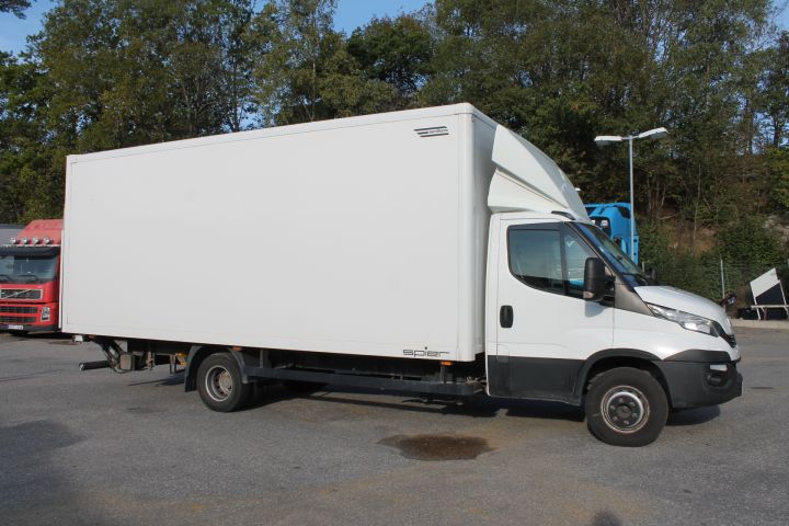 601899-11 Iveco 70C18 -2017 Cabinet BG-Lyft 66936km Reg.no: AGE727