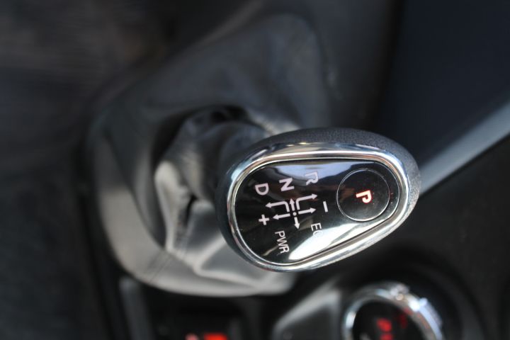 601899-33 Iveco 70C18 -2017 Cabinet BG-Lyft 66936km Reg.no: AGE727