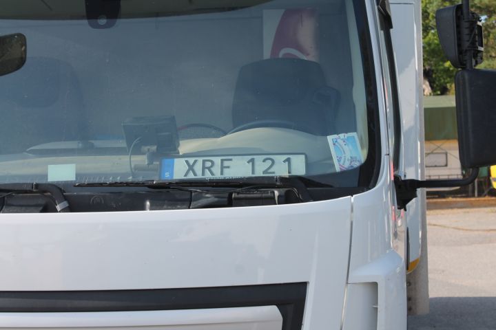601890-4 DAF LF Aerobody -2017 84201 km  Reg.nr: XRF121