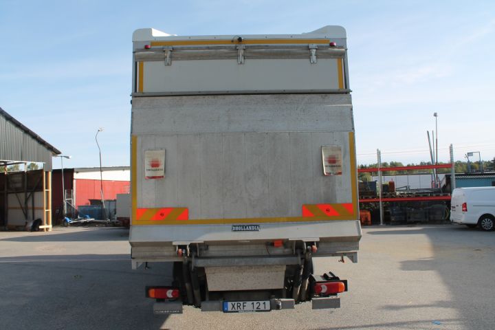 601890-8 DAF LF Aerobody -2017 84201 km  Reg.nr: XRF121