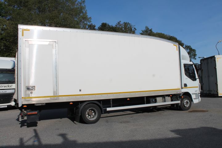 601890-10 DAF LF Aerobody -2017 84201 km  Reg.nr: XRF121