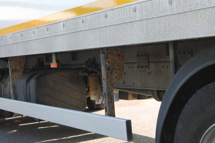 601890-22 DAF LF Aerobody -2017 84201 km  Reg.nr: XRF121