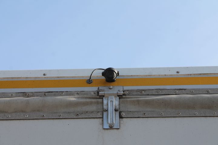 601890-23 DAF LF Aerobody -2017 84201 km  Reg.nr: XRF121