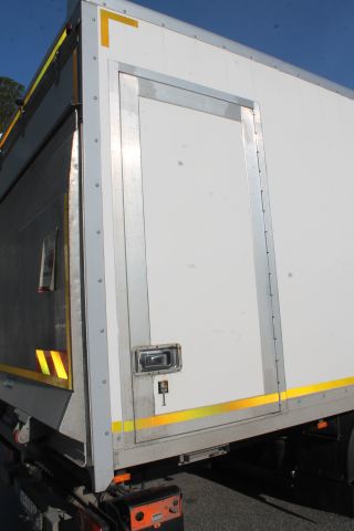 601890-25 DAF LF Aerobody -2017 84201 km  Reg.nr: XRF121