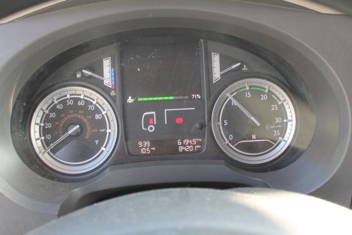 601890-50 DAF LF Aerobody -2017 84201 km  Reg.nr: XRF121