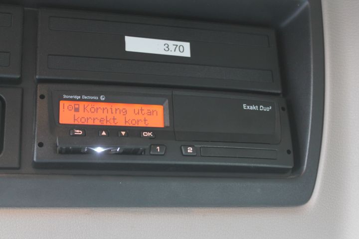 601890-52 DAF LF Aerobody -2017 84201 km  Reg.nr: XRF121